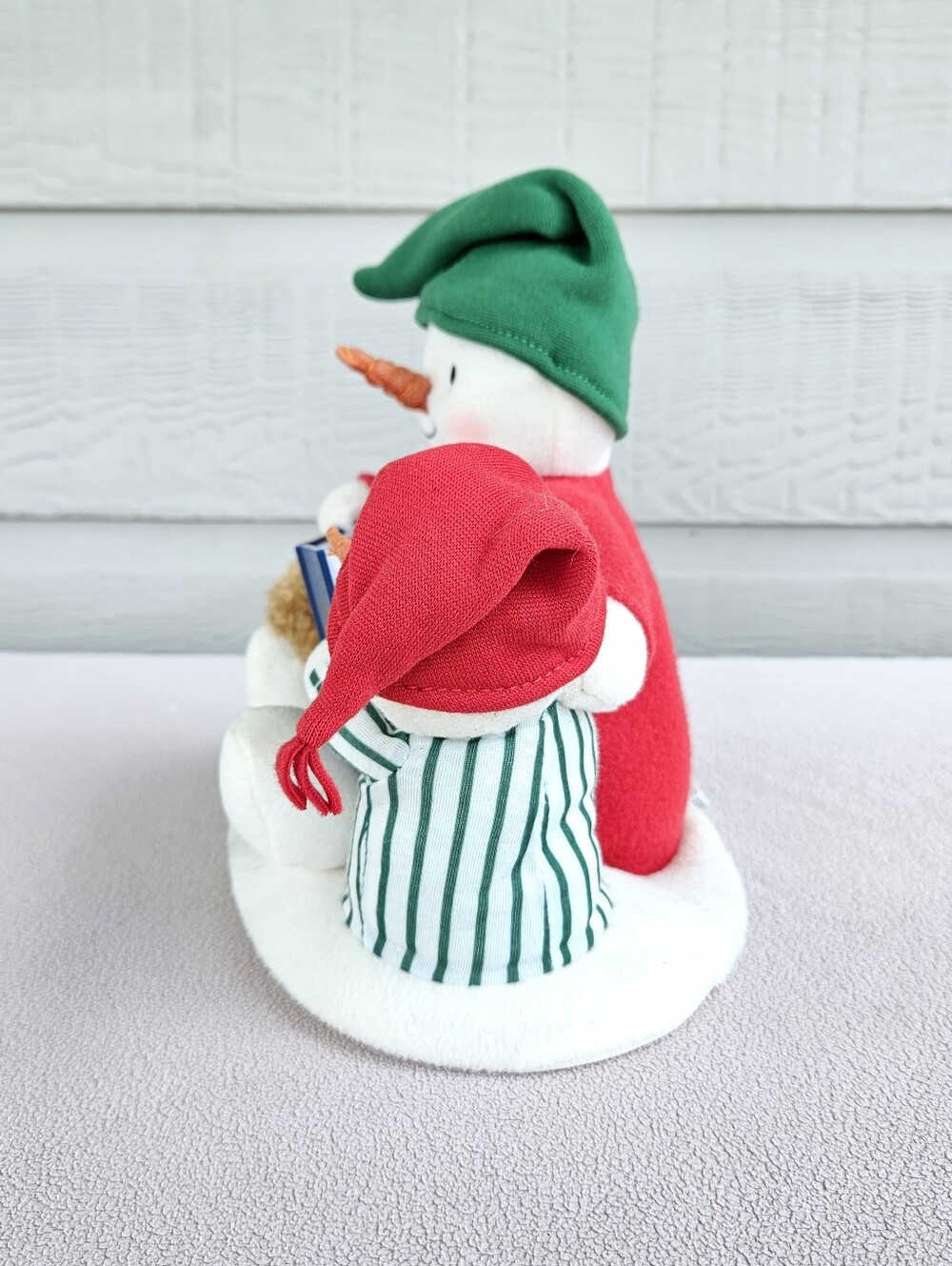 Hallmark Jingle Pals 2019 Singing Animated Snowman Night Before Christmas Plush - Picture 5 of 12